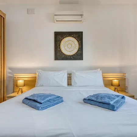Bright, Modern & Spacious 3 Bedroom Mmic1-1 Apartment San Ġiljan