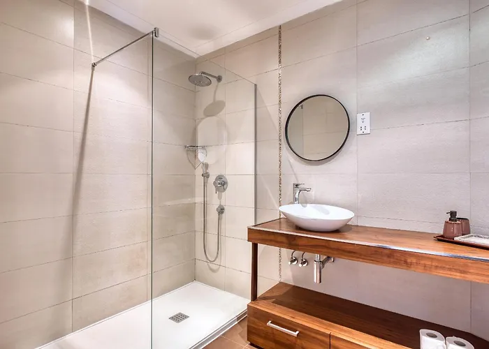 Apartman Bright, Modern & Spacious 3 Bedroom Mmic1-1 *