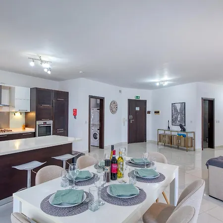 Апартаменты Bright, Modern & Spacious 3 Bedroom Mmic1-1 *